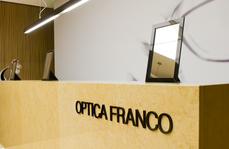 Pavimento e Balc�o M�rmore Amarelo Sahara