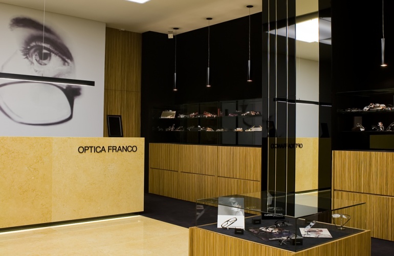 Pavimento e Balc�o M�rmore Amarelo Sahara