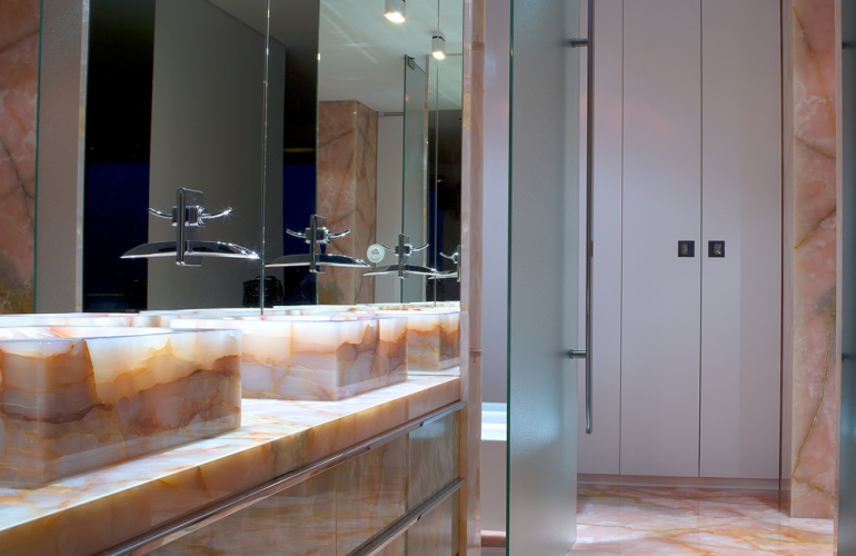 Pavimento Lavat�rios e Paredes Onix Rosa Rajado