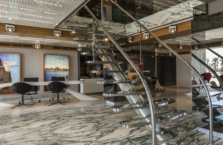 Pavimento M�rmore Calacatta Estatuarieto