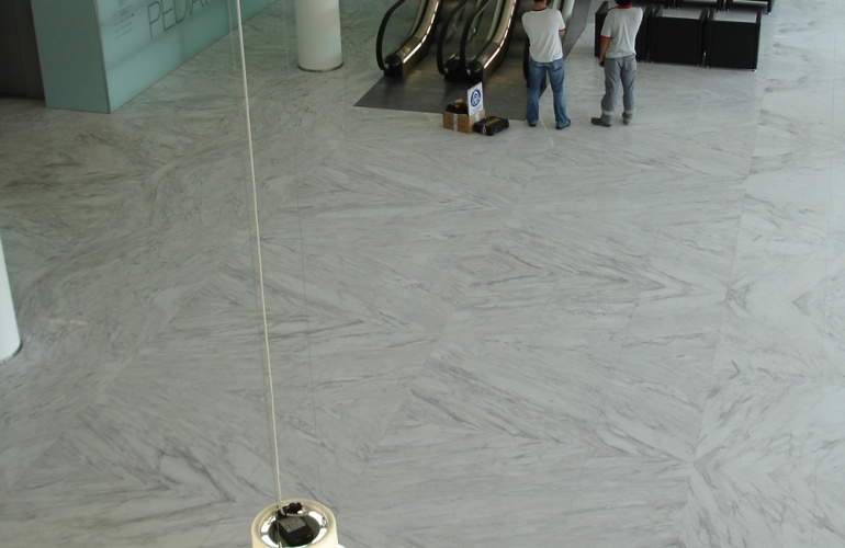 Pavimento M�rmore Branco Olimpico