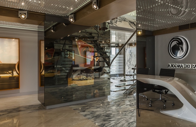 Pavimento M�rmore Calacatta Estatuarieto